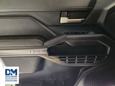 Used 2024 Toyota Tacoma TRD Off-Road image 31