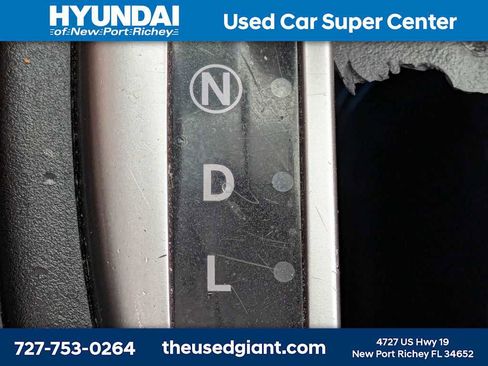 Used 2017 Nissan Versa SV FWD image 24