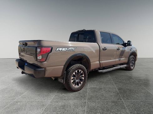 Used 2024 Nissan Titan PRO-4X image 3