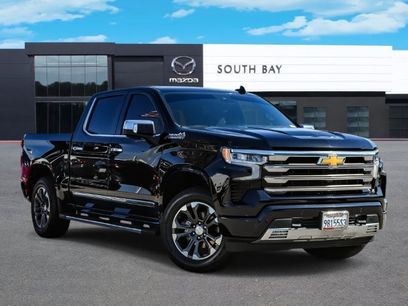Used 2022 Chevrolet Silverado 1500 High Country w/ Technology Package