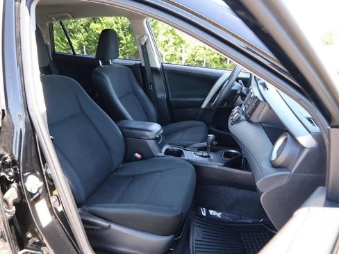 Used 2016 Toyota RAV4 LE AWD/4WD image 23