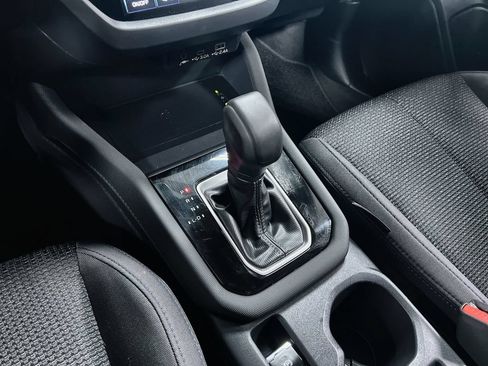 Used 2025 Subaru Forester Premium AWD/4WD image 36