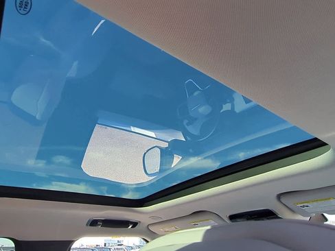 Used 2023 Land Rover Range Rover Sport SE image 20