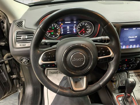 Used 2019 Jeep Compass Trailhawk w/ Leather Interior Group image 16