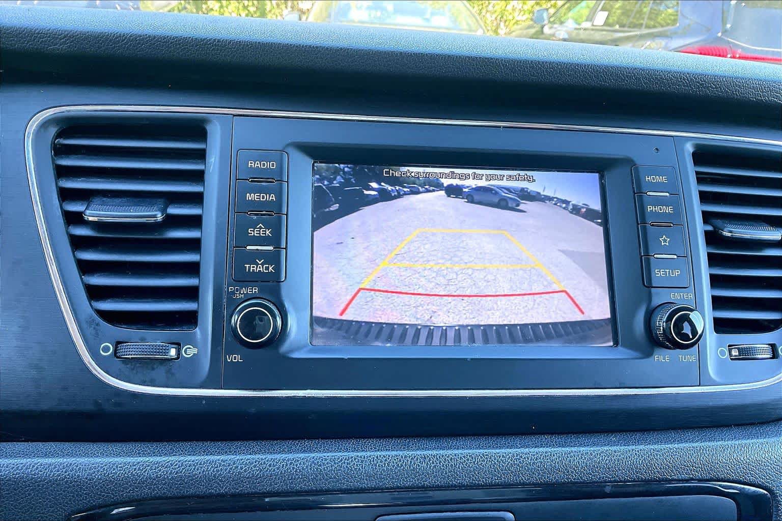 Used 2021 Kia Sedona LX FWD image 26