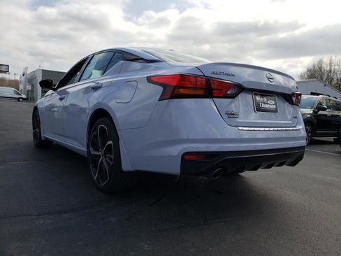 Used 2023 Nissan Altima 2.5 SR w/ SR Premium Package AWD/4WD image 7