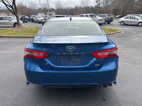Used 2019 Toyota Camry SE image 16