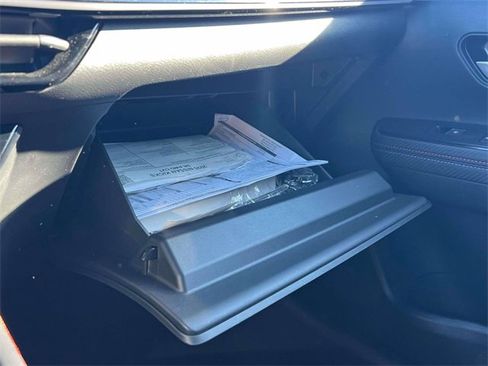 Used 2025 Nissan Kicks SR image 26