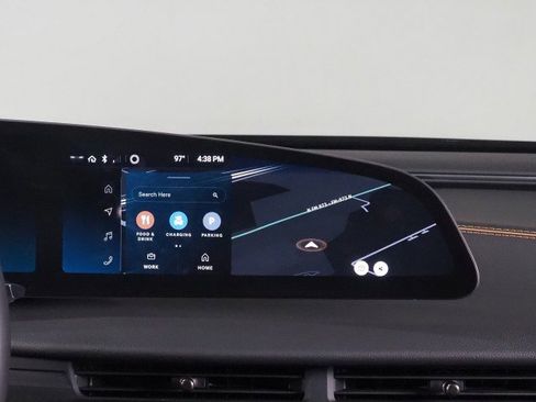 Used 2025 Lucid Air Touring AWD/4WD image 30