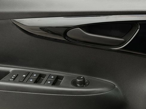 Used 2022 Chevrolet Spark LT w/ Spark Special Edition FWD image 19