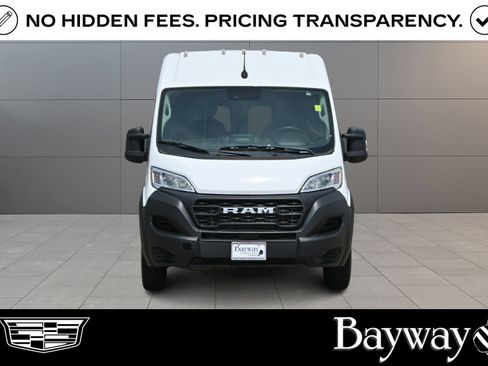 Used 2023 RAM ProMaster 2500 FWD image 2