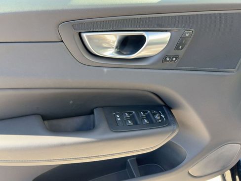 Certified 2024 Volvo XC60 B5 Plus w/ Protection Package Premier image 13