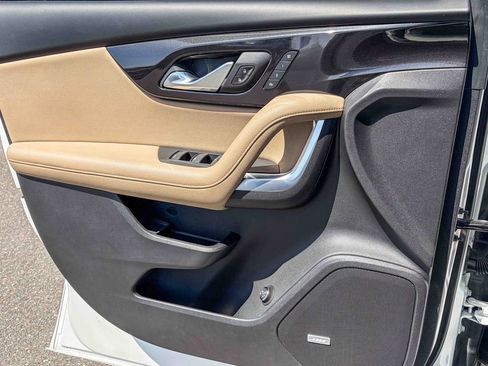 Used 2020 Chevrolet Blazer Premier w/ Driver Confidence II Package FWD image 46