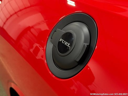 Used 2015 Dodge Challenger SRT Hellcat image 21