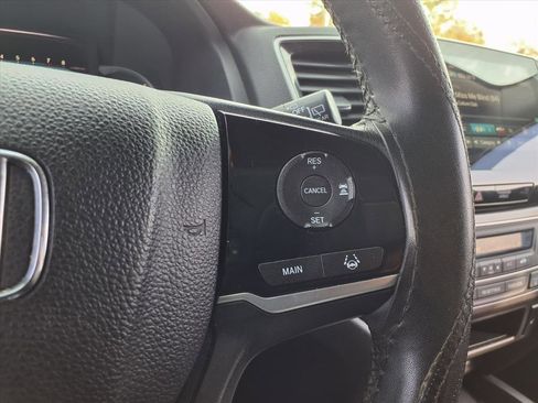 Certified 2021 Honda Pilot Special Edition image 16