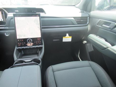 New 2027 GMC Terrain AT4 w/ Convenience Package III AWD/4WD image 14