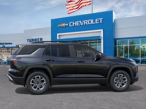 New 2026 Chevrolet Equinox ACTIV w/ Convenience Package III AWD/4WD image 5