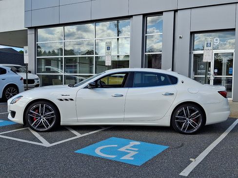 Used 2024 Maserati Quattroporte Modena Ultima Q4 AWD/4WD image 7