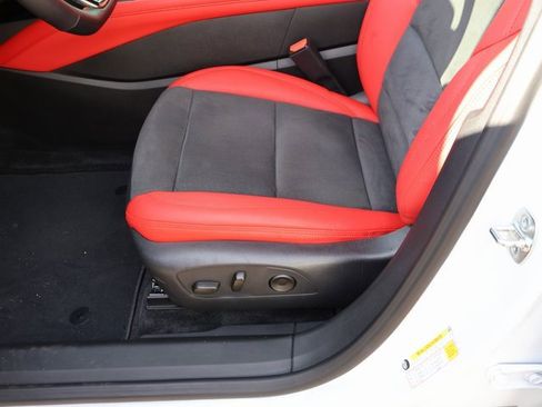 Used 2024 Chevrolet Blazer EV RS image 41