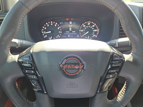 Used 2023 Nissan Frontier PRO-4X w/ Pro-4X Premium Package AWD/4WD image 24
