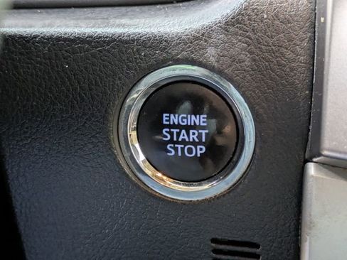 Used 2021 Toyota 4Runner Limited image 18