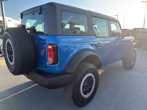 New 2025 Ford Bronco 4-Door w/ Sasquatch Package AWD/4WD image 5
