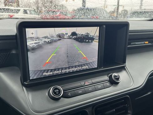 Used 2022 Ford Maverick XL image 28