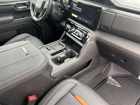 New 2026 GMC Sierra 2500 AT4 w/ AT4 Premium Plus Package AWD/4WD image 14