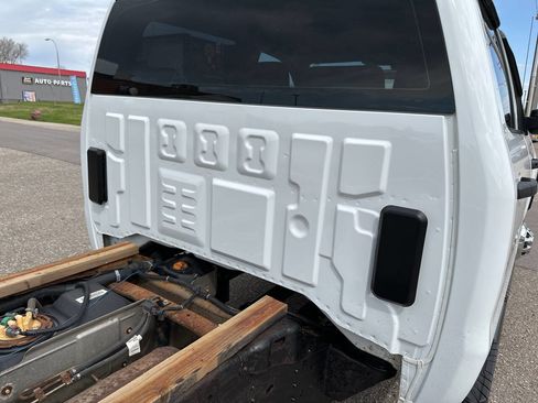 Used 2017 Chevrolet Silverado 3500 W/T image 25
