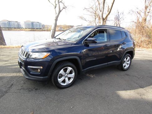 Used 2021 Jeep Compass Latitude image 38