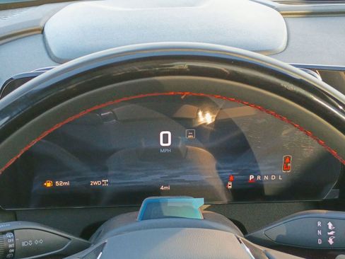 New 2026 Chevrolet Traverse RS image 33