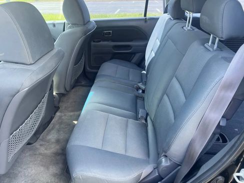 Used 2006 Honda Pilot LX image 4