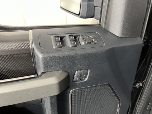 Used 2018 Ford F150 Raptor w/ Equipment Group 802A Luxury image 16