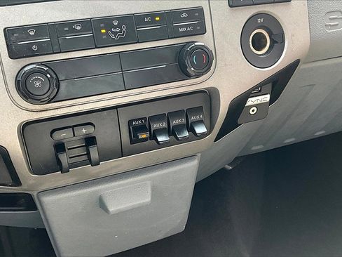 Used 2015 Ford F350 XLT w/ XTR Plus Package image 15