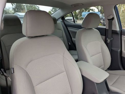 Used 2020 Hyundai Elantra Value Edition image 6
