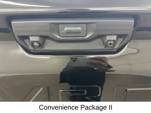 Used 2025 Chevrolet Silverado 2500 LT w/ All Star Edition AWD/4WD image 18
