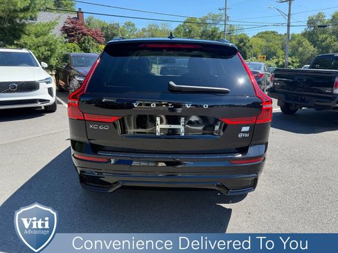 Certified 2024 Volvo XC60 T8 Ultimate w/ Protection Package Premier image 7