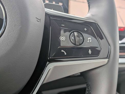 Used 2024 BMW 530i 530i w/ Premium Package image 25