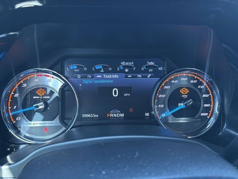 Used 2021 Ford F250 Lariat w/ Lariat Ultimate Package AWD/4WD image 35