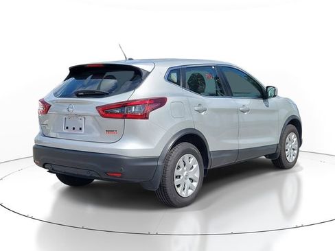 Used 2020 Nissan Rogue Sport S FWD image 4