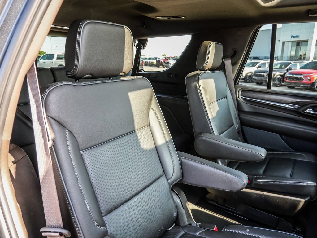 Used 2021 GMC Yukon Denali w/ Denali Premium Package RWD image 27