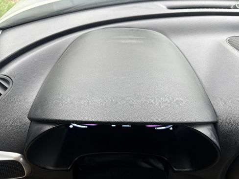 Used 2025 Kia Soul LX w/ LX Technology Package FWD image 33