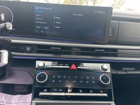 Used 2025 Hyundai Santa Fe Calligraphy image 18