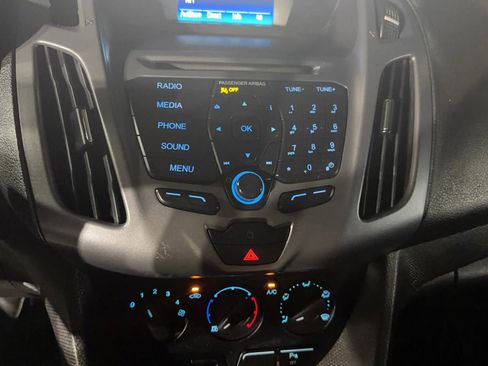 Used 2017 Ford Transit Connect XL image 23