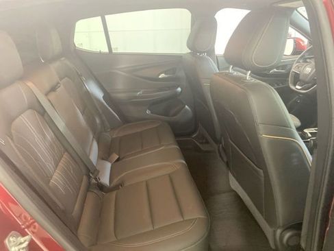 Used 2024 Buick Envista Avenir image 31