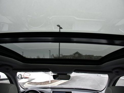 Used 2023 Acura MDX SH-AWD w/ Technology Package image 28