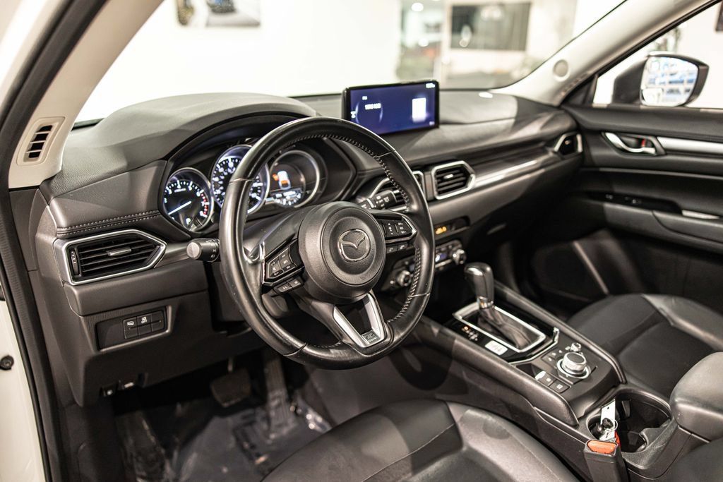 Used 2021 MAZDA CX-5 Touring AWD/4WD image 18