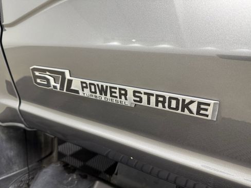 Used 2023 Ford F350 Lariat w/ Sport Appearance Package image 9