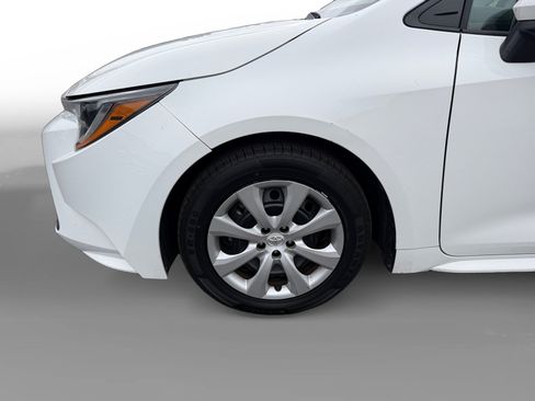 Used 2024 Toyota Corolla LE FWD image 9