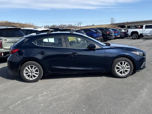 Used 2015 MAZDA MAZDA3 i Touring w/ Technology Package image 2